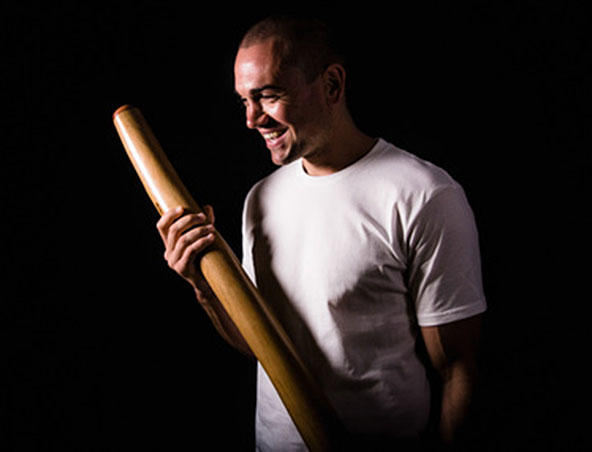 Didgeridoo Player Melbourne - Aboriginal Entertainment